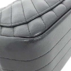 Túi xách chéo Chanel 35200 613306