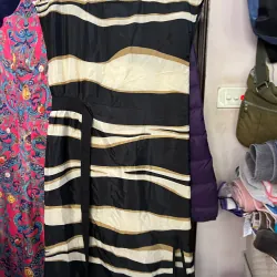 Váy liền công sở hoặc dự tiệc