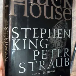 Black House
By Stephen King (khổ lớn, bìa cứng siêu hiếm) 723266