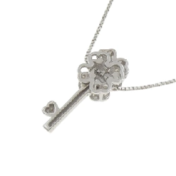 K18WG Cỏ ba lá × Chìa khóa Dây chuyền kim cương 0.06CT - Hàng hiệu Chính hãng 857224