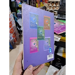 Phong Tục Thế Giới Tín Ngưỡng Tôn Giáo - Thanh Liêm - 2007 mới 80% ố - SÁCH XƯA - HCM3012 749702