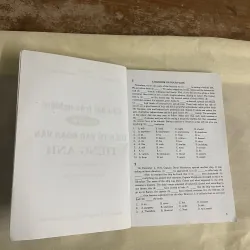 COMBO CÂU HỎI TRẮC NGHIỆM CHUYÊN ĐỀ ĐIỀN TỪ VÀO ĐOẠN VĂN TIẾNG ANH & KĨ NĂNG ĐỌC HIỂU  749273