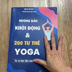 Hướng dẫn khởi động và 200 tư thế yog 568776