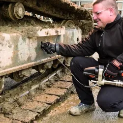 (HÀNG TRƯNG BÀY)MÁY BƠM MỠ KHÔNG DÂY BAHCO BCL32G1–14.4V VỚI DUNG TÍCH BÌNH CHỨA GR-400 760688