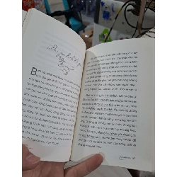Tình Yêu Không Tự Đến Cô Đơn Không Tự Đi - Paramhansa Yogananda - 2019 mới 80% có viết chì ít - VĂN HỌC - HCM3012 921220