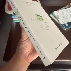 Giá Trị Của Sự Tử Tế – Piero Ferrucci | Sức mạnh của lòng tốt thay đổi cuộc sống- K2 1000862