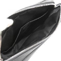 Túi đeo chéo Louis Vuitton Taiga Lama Outdoor Messenger PM M30233 - Hàng hiệu Chính hãng 767703