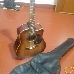 guitar cu, con moi 471793