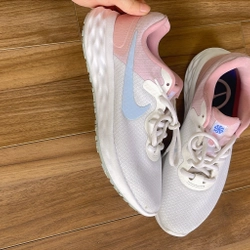 Giày Nike nữ pick store tại Nhật used nhưng khá mới và tốt 478822