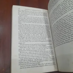 Wordsworth Classics - SHADOWS OF SHERLOCK HOLMES 796324