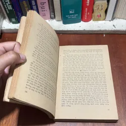 [Sách 8x] - II Truyện Ngắn Chọn Lọc: Vòng Hoa - PIRANĐELÔ - 1982 797578