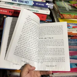 II Sách Kỹ Năng: Từng Qua Tuổi 20 - IAIN HOLLINGSHEAD - 2009 779141