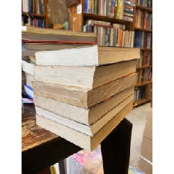 Eragon Cậu bé cưỡi rồng - Christopher Paolini 143921