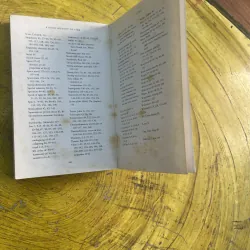 A BRIEF HISTORY OF TIME- STEPHEN HAWKING  798680