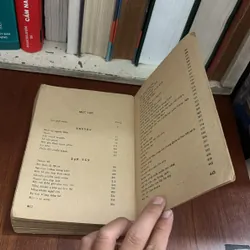 II Sách Xưa: AQ Chính Truyện - Lỗ Tấn - 1982 607592