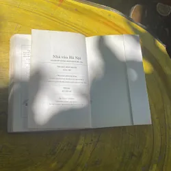 NHÀ VĂN HÀ NỘI 592897