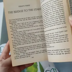 [XƯA] The Golden Compass (1995) - Philip Pullman 1027189