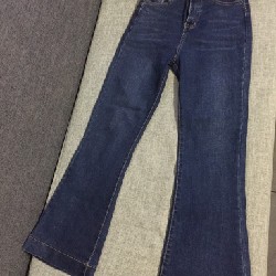 Jeans ống loe size S 12075