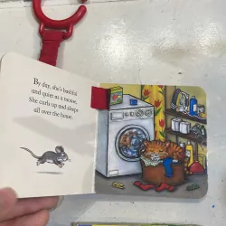 NGOẠI VĂN : sách trò chơi : usborne - baby’s very first buggy book Animals ; Dinosour  1027462