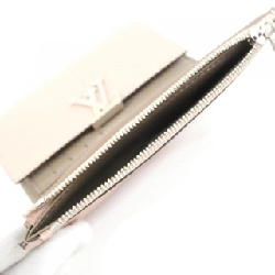 Ví Louis Vuitton Trillon Portefeuille Capucines Compact M62156 622216