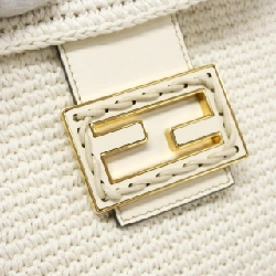 Túi xách vai Fendi Croissant Small 8BR790 AFGC - Hàng hiệu Chính hãng 767764