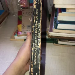 Nhung mối tình và cuộc đời điện ảnh của marilyn Monroe 970495