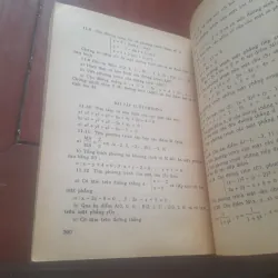 GIẢI TOÁN HÌNH HỌC dành cho học sinh các lớp chuyên 12 930961