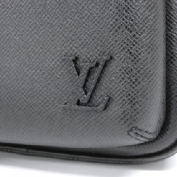 Túi đeo chéo Louis Vuitton Taiga Avenue M30863 - Hàng hiệu Chính hãng 776460