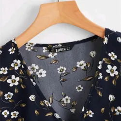 Áo Crop top hoa xinh xắn y hình 608886