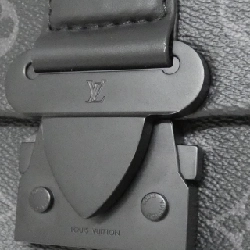 Túi đeo chéo Louis Vuitton Monogram Eclipse Scape Messenger M46794 610227