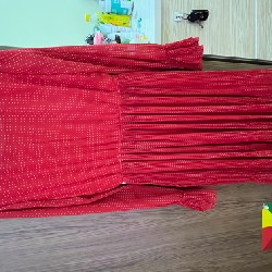 Váy tiểu thư chấm bi, dập li màu đỏ 11602