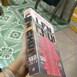 Len Chùi Hugh Howey 689165