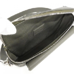 Túi đeo vai Louis Vuitton LV Aerogram Pilot Wearable Wallet M83560 611287