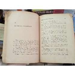 Bọt biển và sóng ngầm - Lý Chánh Trung 125931