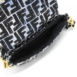 Túi xách vai Fendi Mini Baguette 8BR784 ADBD 610943
