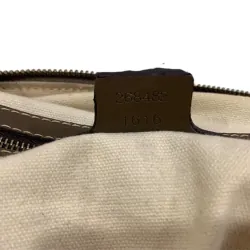 Túi đeo chéo nam hiệu GUCCI, 2 hand, còn rất mới 597838