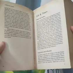 [MIỄN PHÍ BỌC SÁCH] The Three Musketeers - Alexandre Dumas 1027493