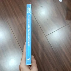 Cư xử như đàn bà, suy nghĩ như đàn ông 932257