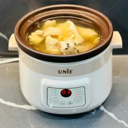Nồi hầm chậm UNIE USC308. 779577