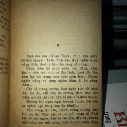 Chiếc ngai vàng - Lan Khai 1001161