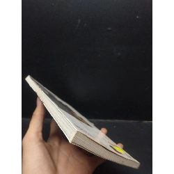 Tình yêu ở quanh ta - Trung Nghĩa 2008 mới 80% ố bẩn nhẹ HCM1504 van học 913941