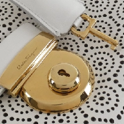 Túi xách Salvatore Ferragamo 21 F025 - Hàng hiệu Chính hãng 771218