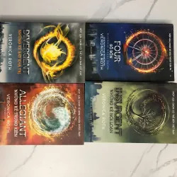 Divergent Series (Dị Giáo): Divergent, Insurgent, Allegiant & Four 602260