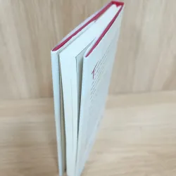 Cuộc đời một kẻ ngốc (bìa cứng) 751507