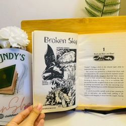 [Sách tiếng Anh 2hand] Like new 90% -  Broken Sky – Chris Wooding 531264