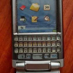 Mô Hình Sony Ericsson P990i Tỉ lệ 1:1 Siêu Đẹp 1023828