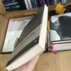 멀리 갈 수 있는 배" (Chiếc thuyền có thể đi xa) của tác giả Murata Sayaka 759961