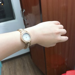 Đồng hồ hiệu Anne Klein