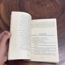 [Xem Kỹ Ảnh] - II Sách Hay: Giáng Bút Răn Đời - Tam Toà Thánh Mẫu Tân Việt - 1994 1022405