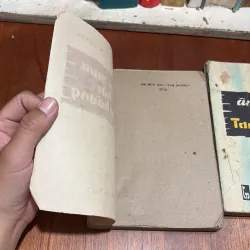 II Sách 8x: Âm Mưu Hội Tam Hoàng (2 Tập) - A. LÊVIN - 1985 800356